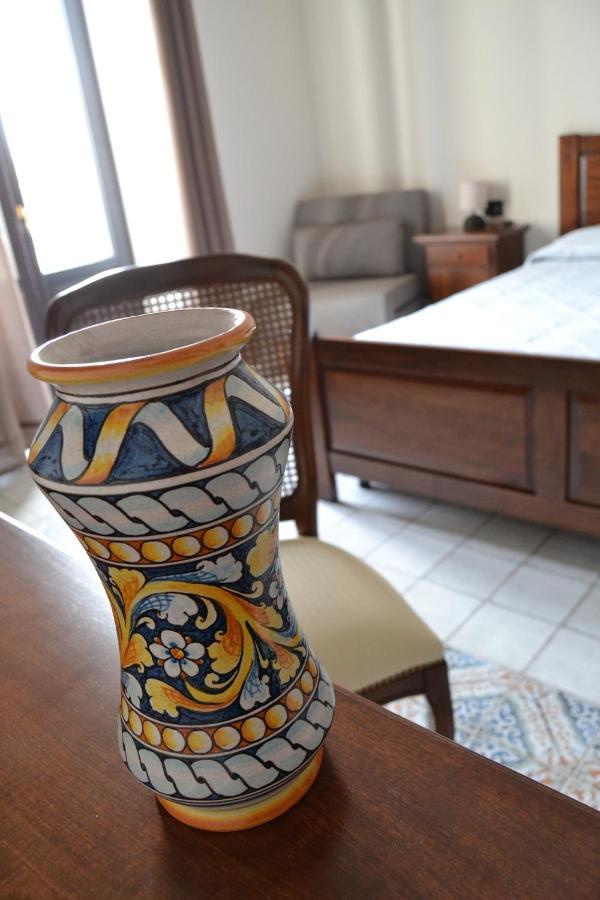 Bnb Agora Panoramic Rooms ชากกา ภายนอก รูปภาพ