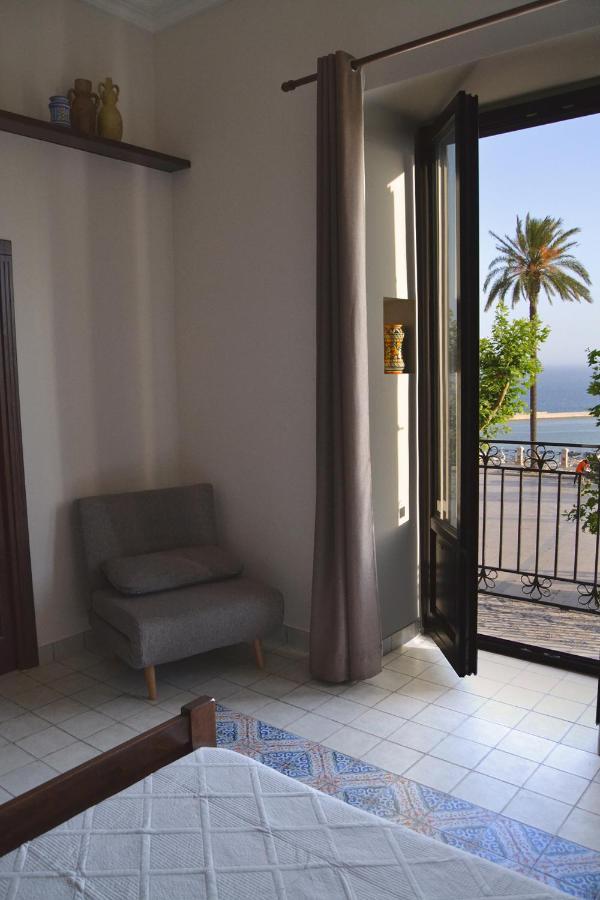 Bnb Agora Panoramic Rooms ชากกา ภายนอก รูปภาพ
