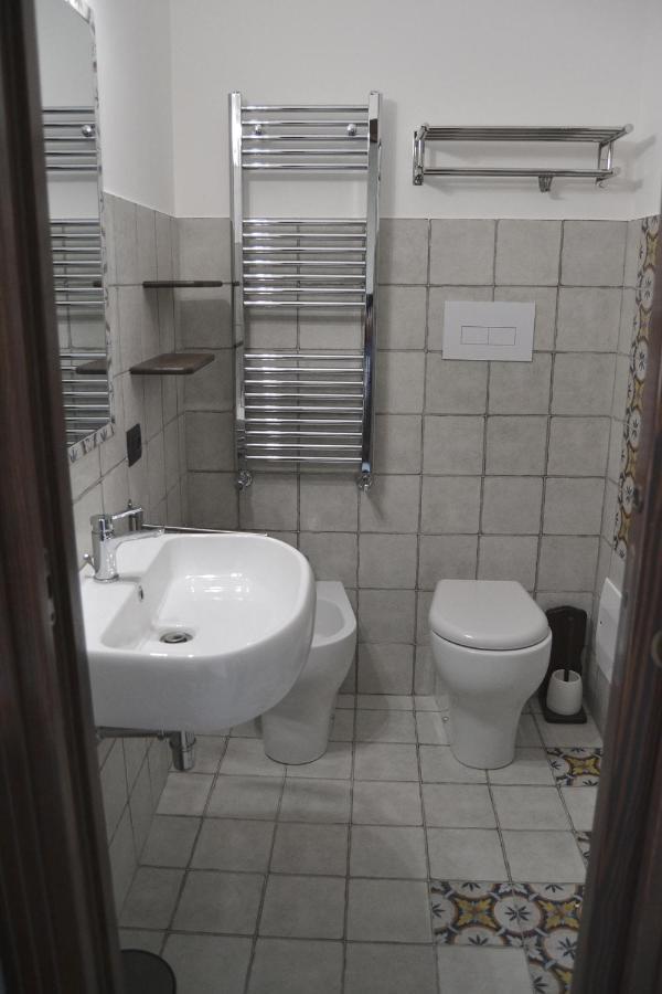 Bnb Agora Panoramic Rooms ชากกา ภายนอก รูปภาพ