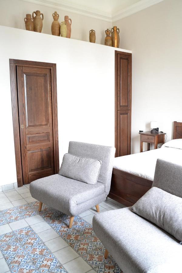 Bnb Agora Panoramic Rooms ชากกา ภายนอก รูปภาพ