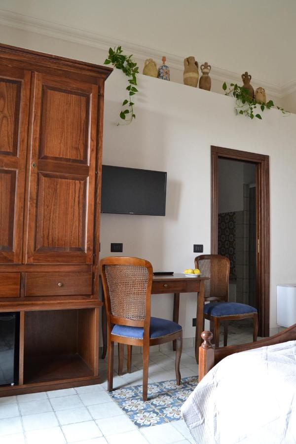 Bnb Agora Panoramic Rooms ชากกา ภายนอก รูปภาพ