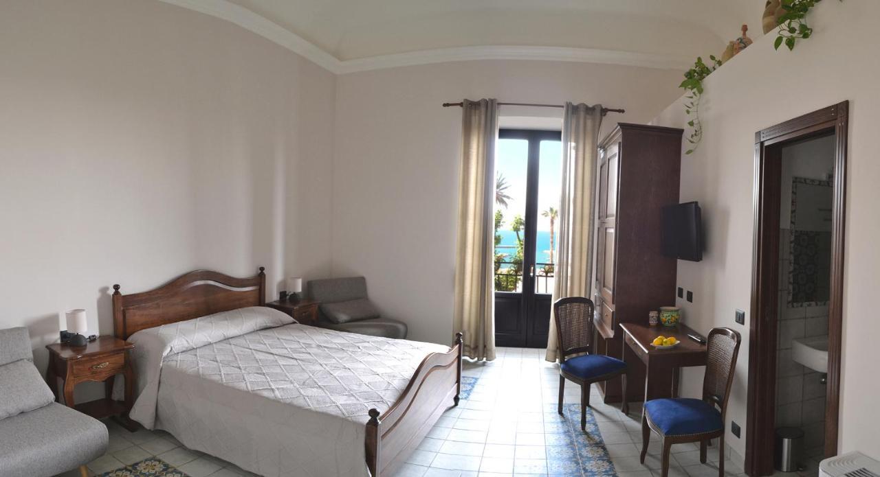 Bnb Agora Panoramic Rooms ชากกา ภายนอก รูปภาพ